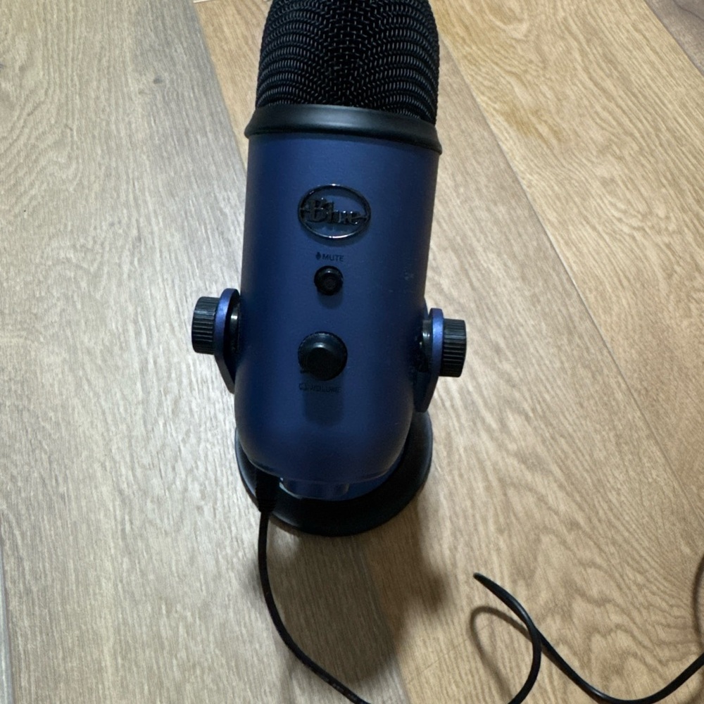 Yeti USB Microphone - Midnight